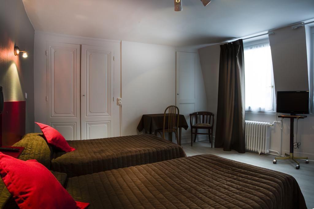 Hotel Moderne Lyon Bagian luar foto