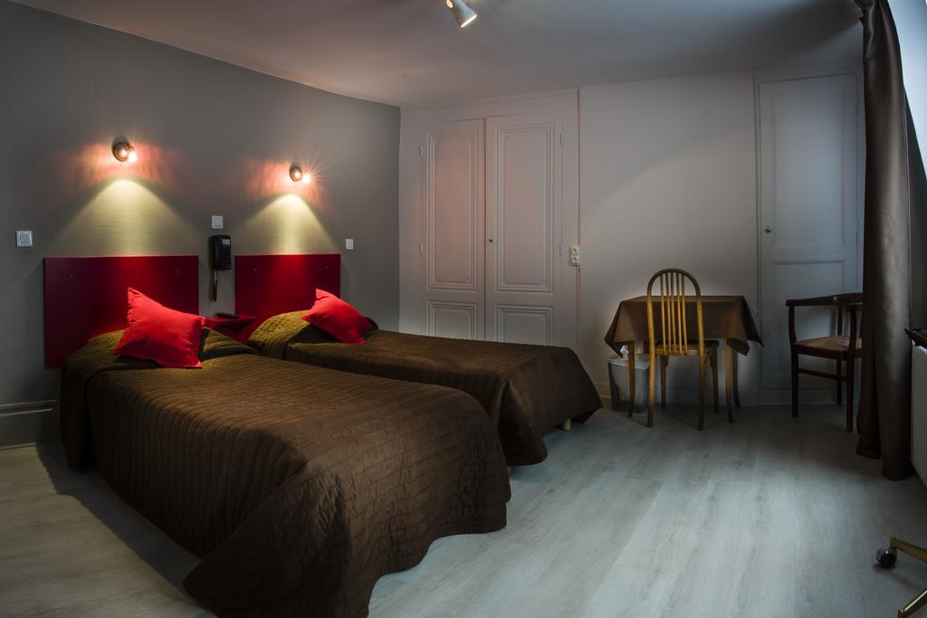 Hotel Moderne Lyon Bagian luar foto